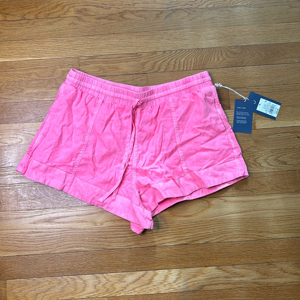 Universal Thread Shorts